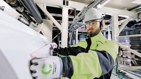 T&#xE4;ysin j&#xE4;ljitett&#xE4;v&#xE4; toimitusketju