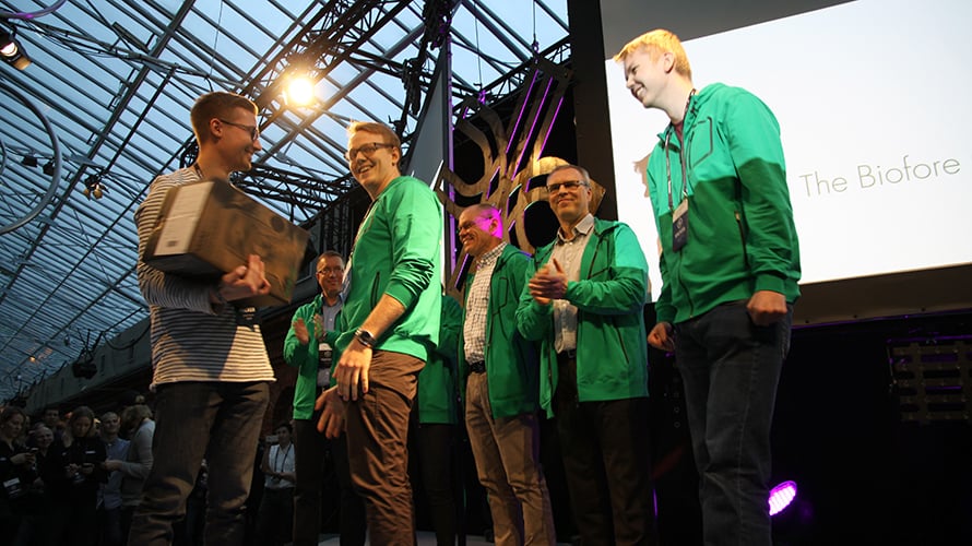 upm-winners-on-stage
